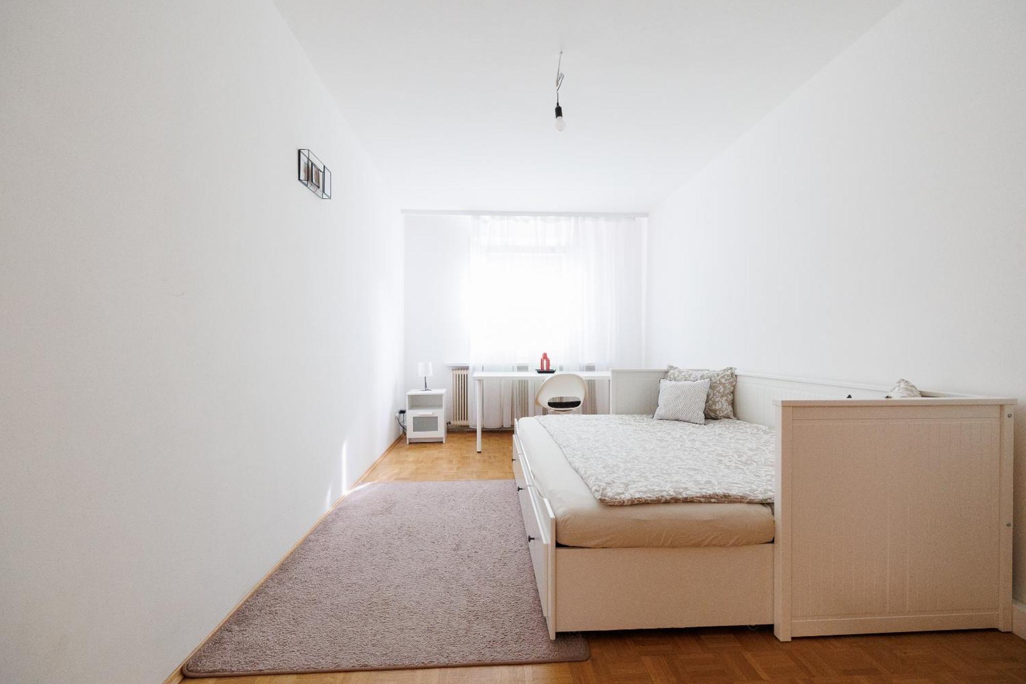 וינה Cozy, Spacious And Charming 4 Bedrooms Apartament מראה חיצוני תמונה