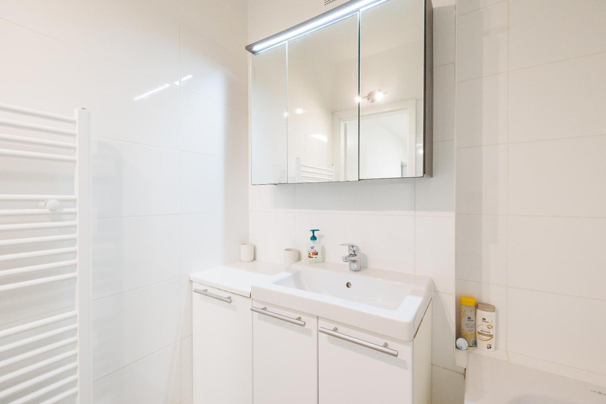 וינה Cozy, Spacious And Charming 4 Bedrooms Apartament מראה חיצוני תמונה