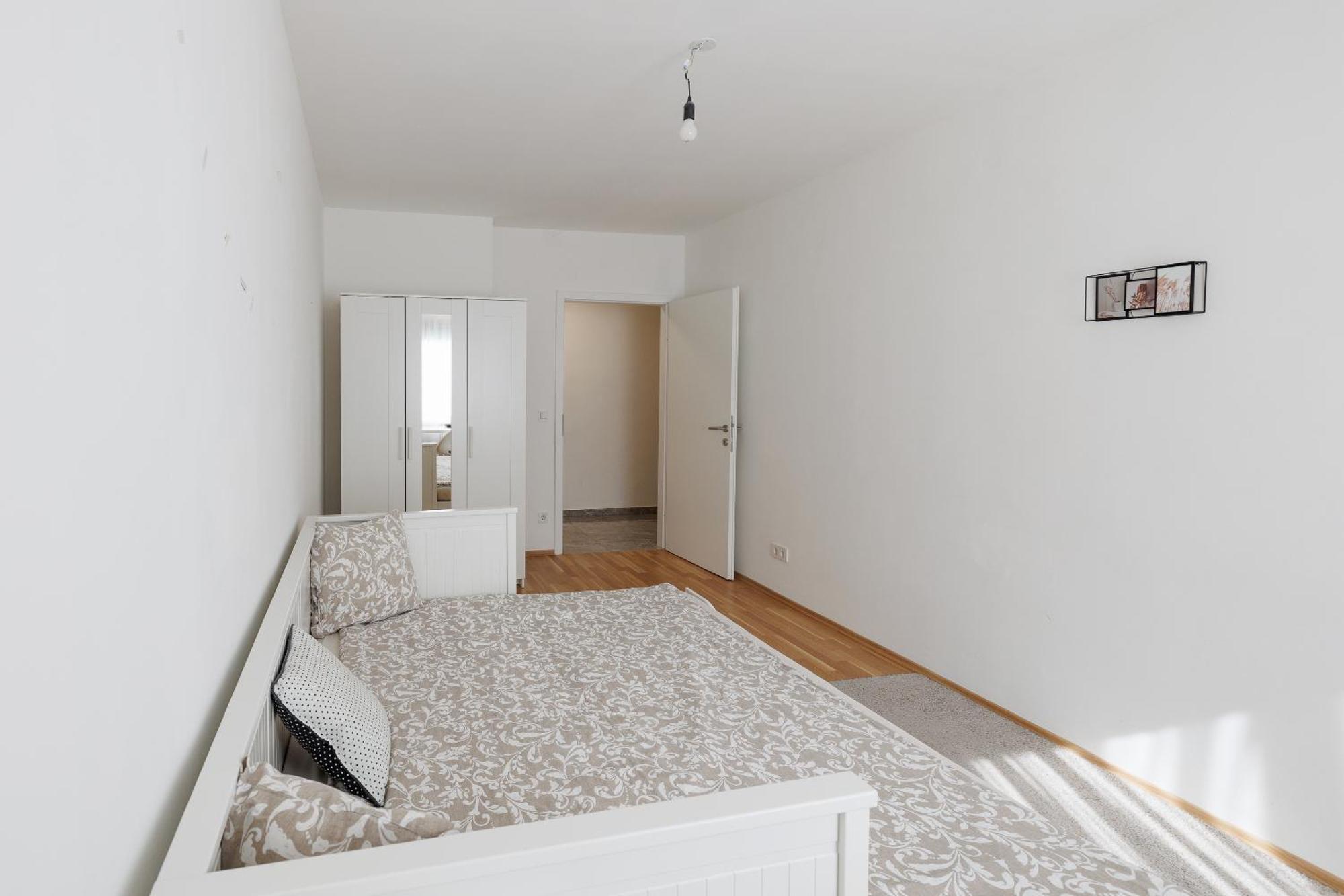 וינה Cozy, Spacious And Charming 4 Bedrooms Apartament מראה חיצוני תמונה