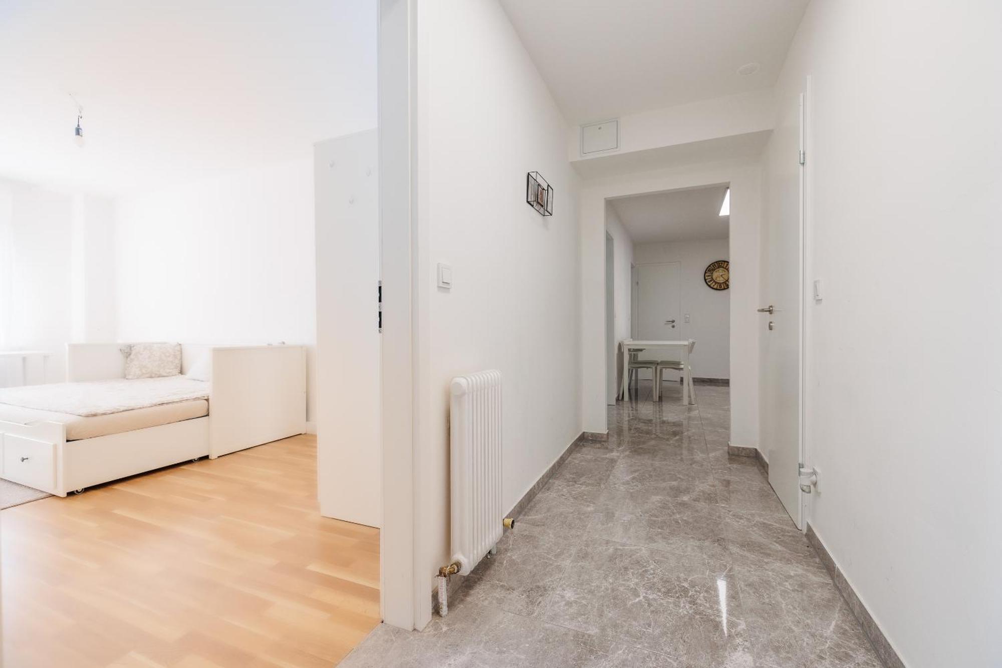 וינה Cozy, Spacious And Charming 4 Bedrooms Apartament מראה חיצוני תמונה