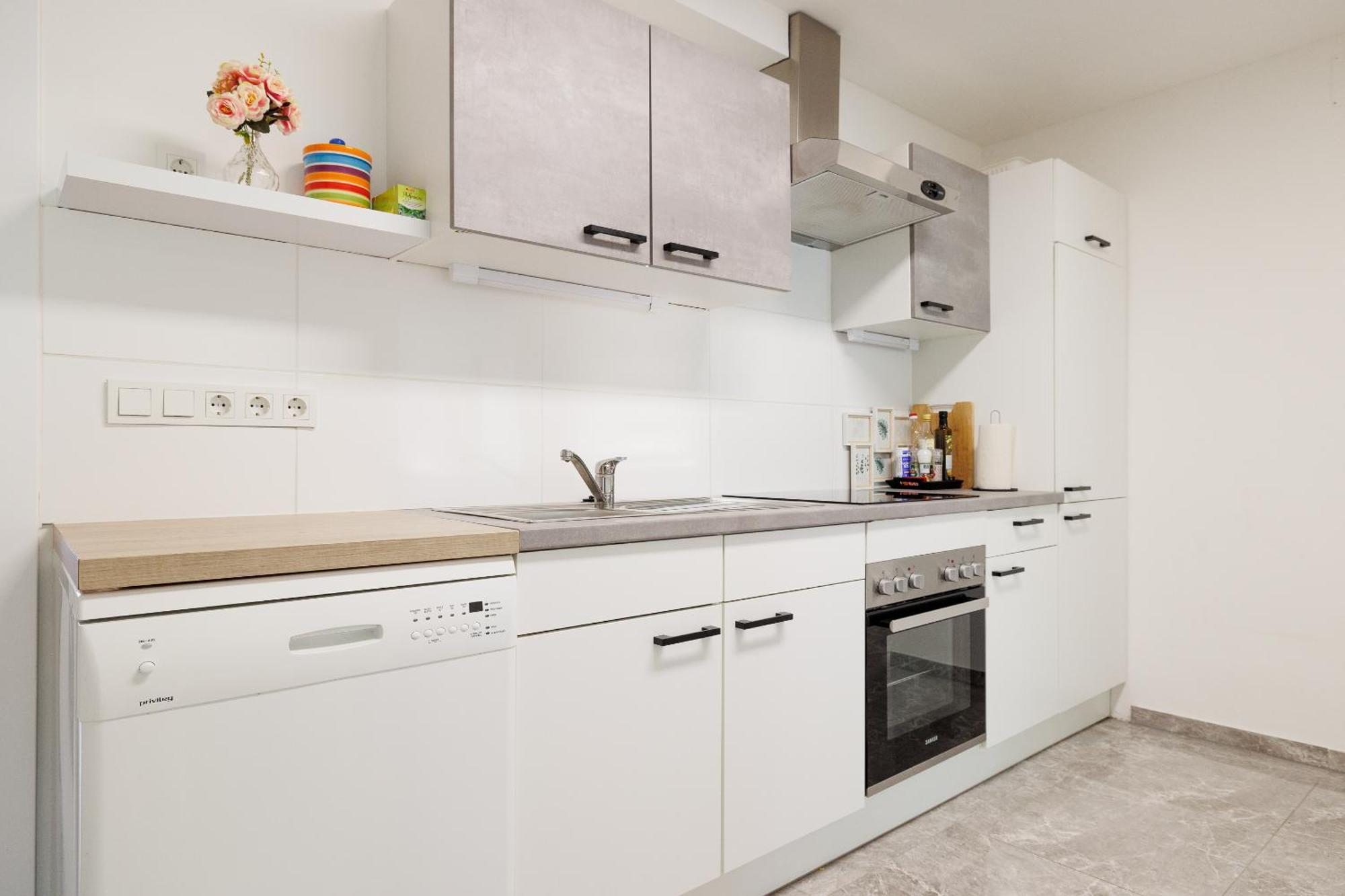 וינה Cozy, Spacious And Charming 4 Bedrooms Apartament מראה חיצוני תמונה