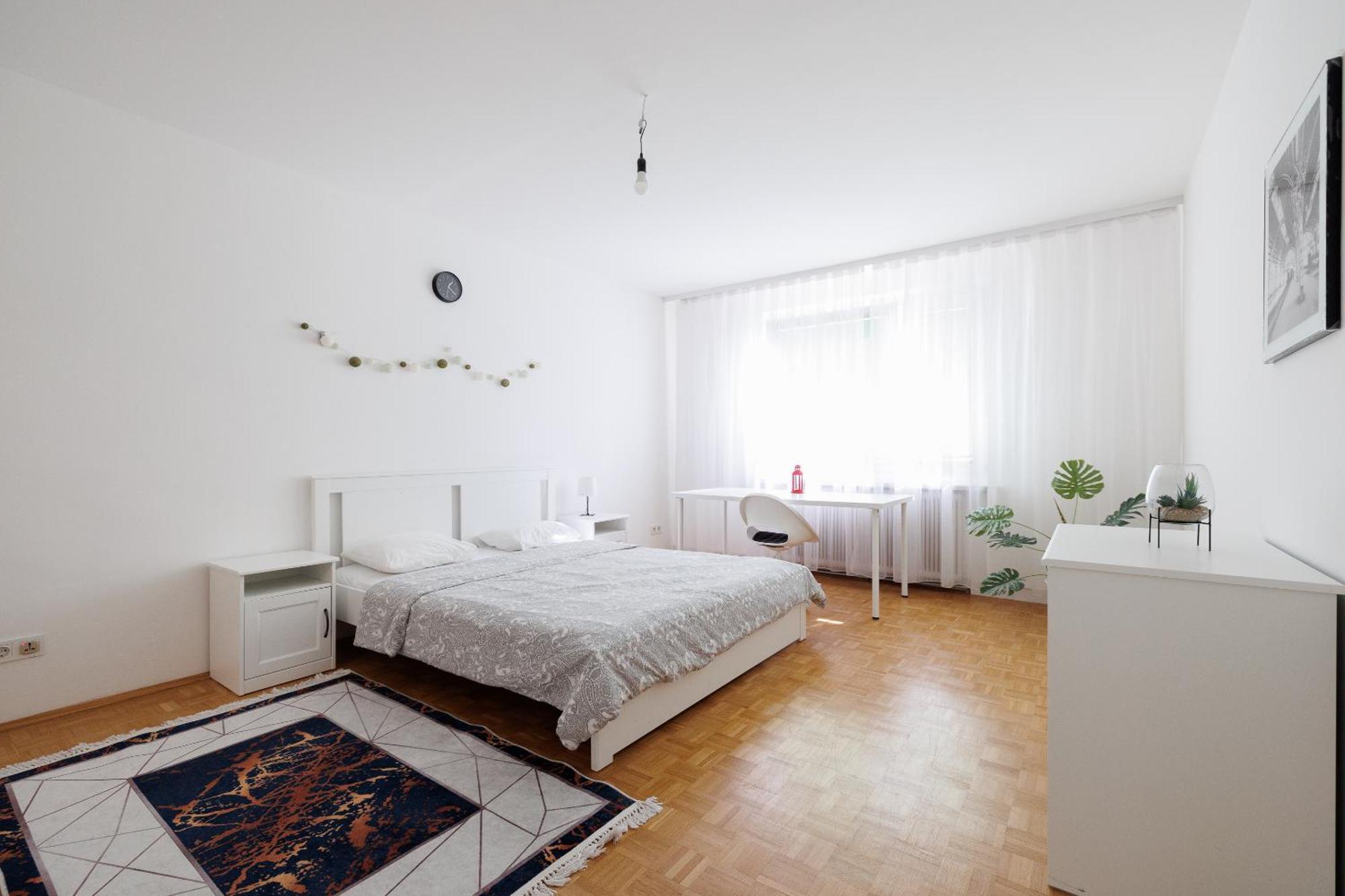 וינה Cozy, Spacious And Charming 4 Bedrooms Apartament מראה חיצוני תמונה